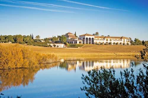 Sevilla: Andalusien, nahe Sevilla - luxuriöser Landsitz mit 506 Hektar Sevilla: Andalusien, nahe Sevilla - luxuriöser Landsitz mit 506 Hektar