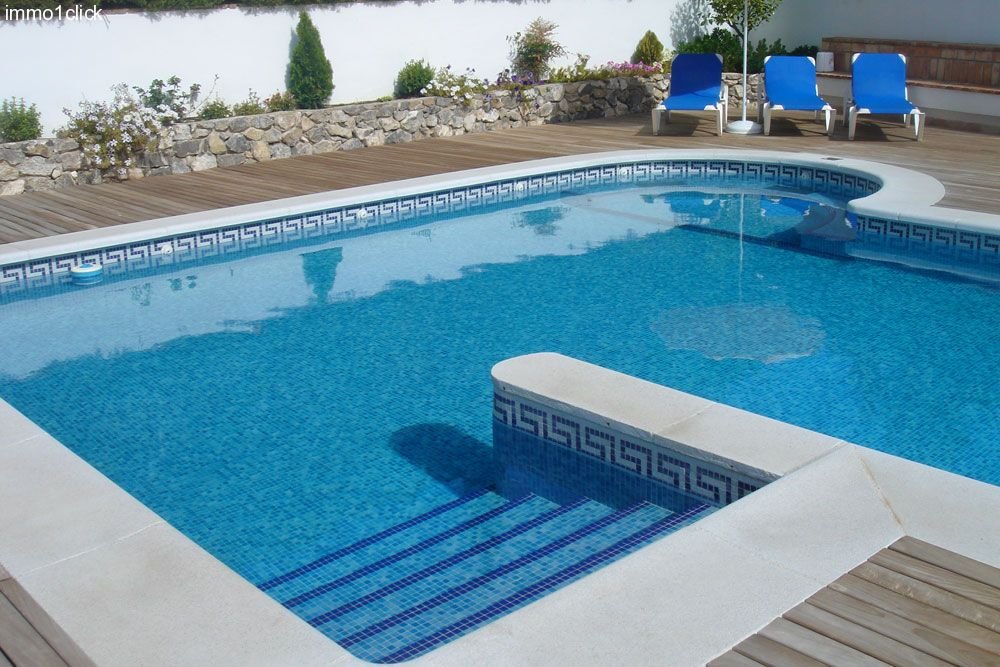 Luxus-Villa mit Pool nahe Zentrum Granada in Cubilla Park zu verkaufen  