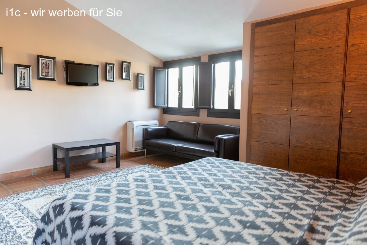 Landhaus mit Gästehaus, Pool und Pferdestall, Jimena de la Frontera, zu verkaufen