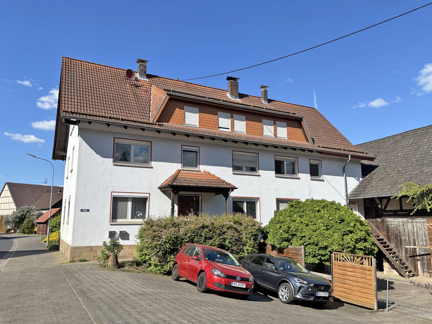 2539 Hessen, Vogelsbergkreis, Schlitz, Haus mit Pferdestall, Reitplatz zu verkaufen