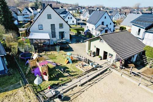 2542MK Rheinland Pfalz, westerwald, bellingen, haus, stall, reitplatz, verkauf