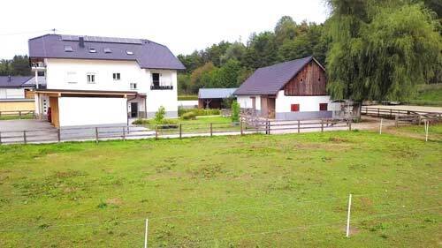 2605 Österreich, Kärnten, Klopeiner See, Mehrfamilienhaus mit Pferdestall zu verkaufen